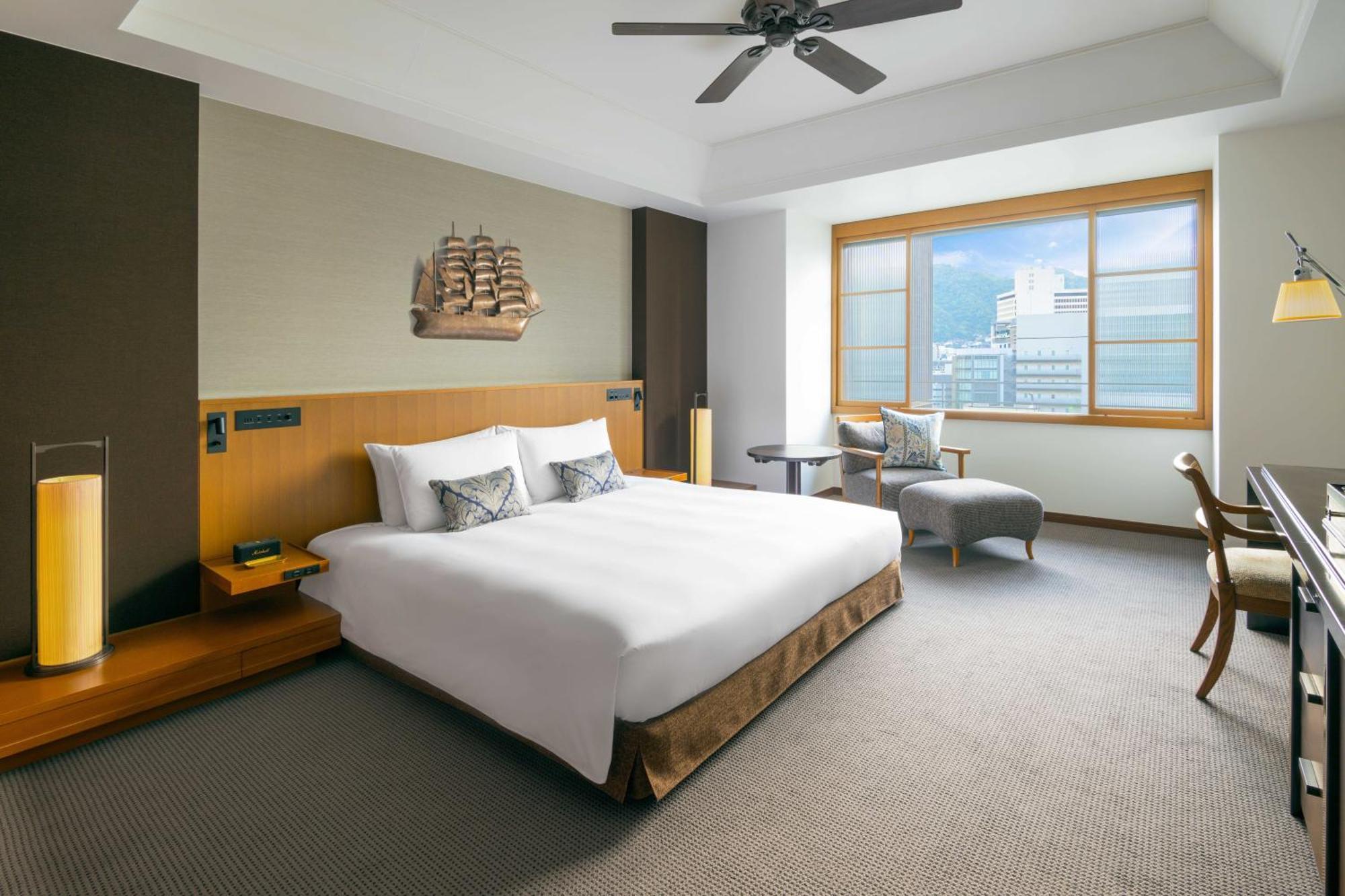 Oriental Hotel Kobe Bagian luar foto Deluxe Room